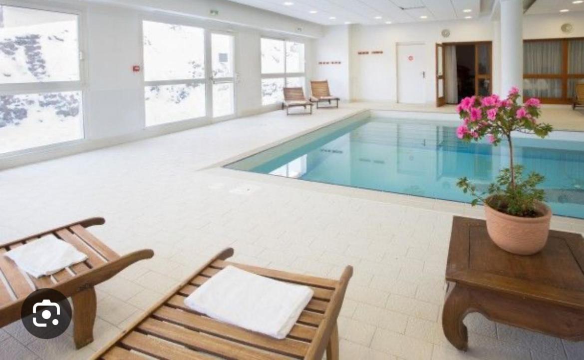 פוי-סן-ונסן Appartement 4 Personnes Avec Piscine Interieure מראה חיצוני תמונה
