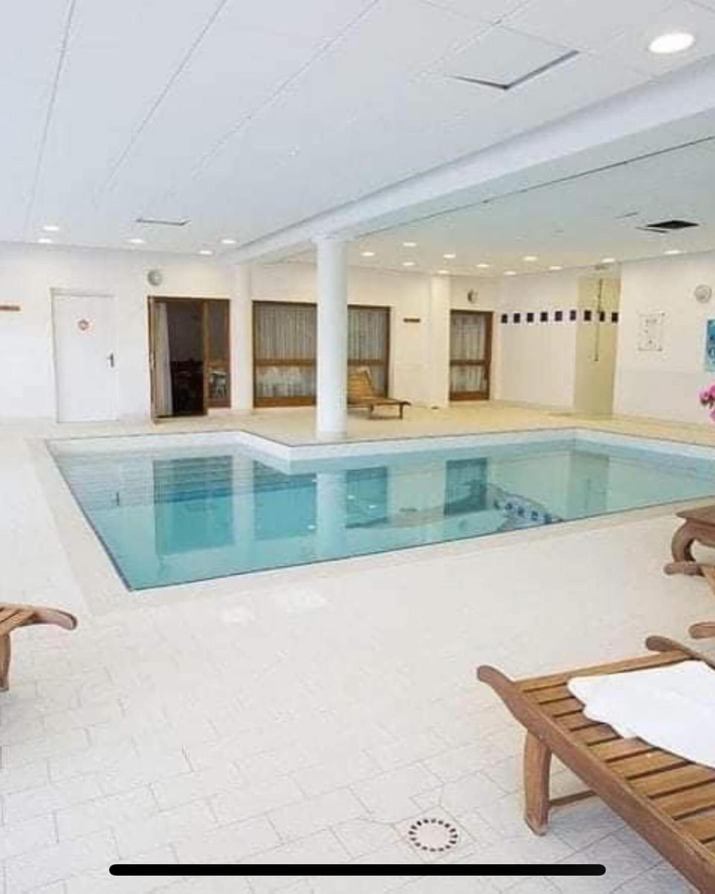 פוי-סן-ונסן Appartement 4 Personnes Avec Piscine Interieure מראה חיצוני תמונה